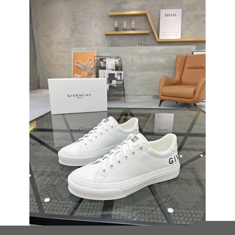 Givenchy Sneakers